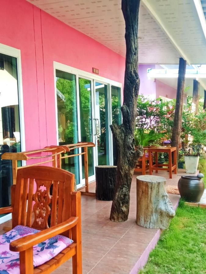 Suwantana Lanta Houses Ko Lanta Exteriör bild